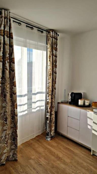 Loft Climatise Parking Gratuit 5Min Gare Apartment Le Plessis-Bouchard Exterior photo