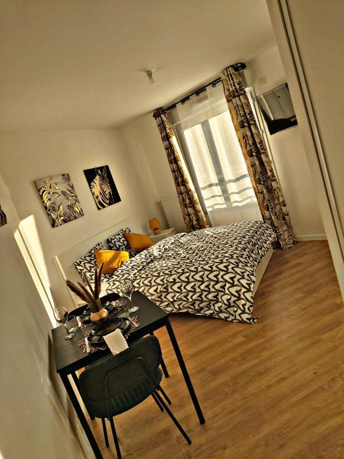 Loft Climatise Parking Gratuit 5Min Gare Apartment Le Plessis-Bouchard Exterior photo